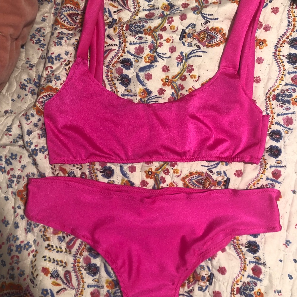 Hot pink bikini swim suit size small